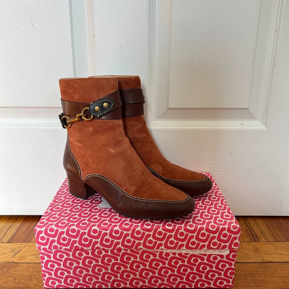 [GENTLY WORN] Coach Suede Ankle Boots